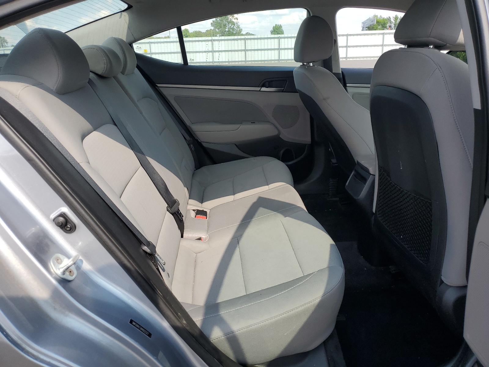 5NPD84LF2HH012327 2017 Hyundai Elantra Se