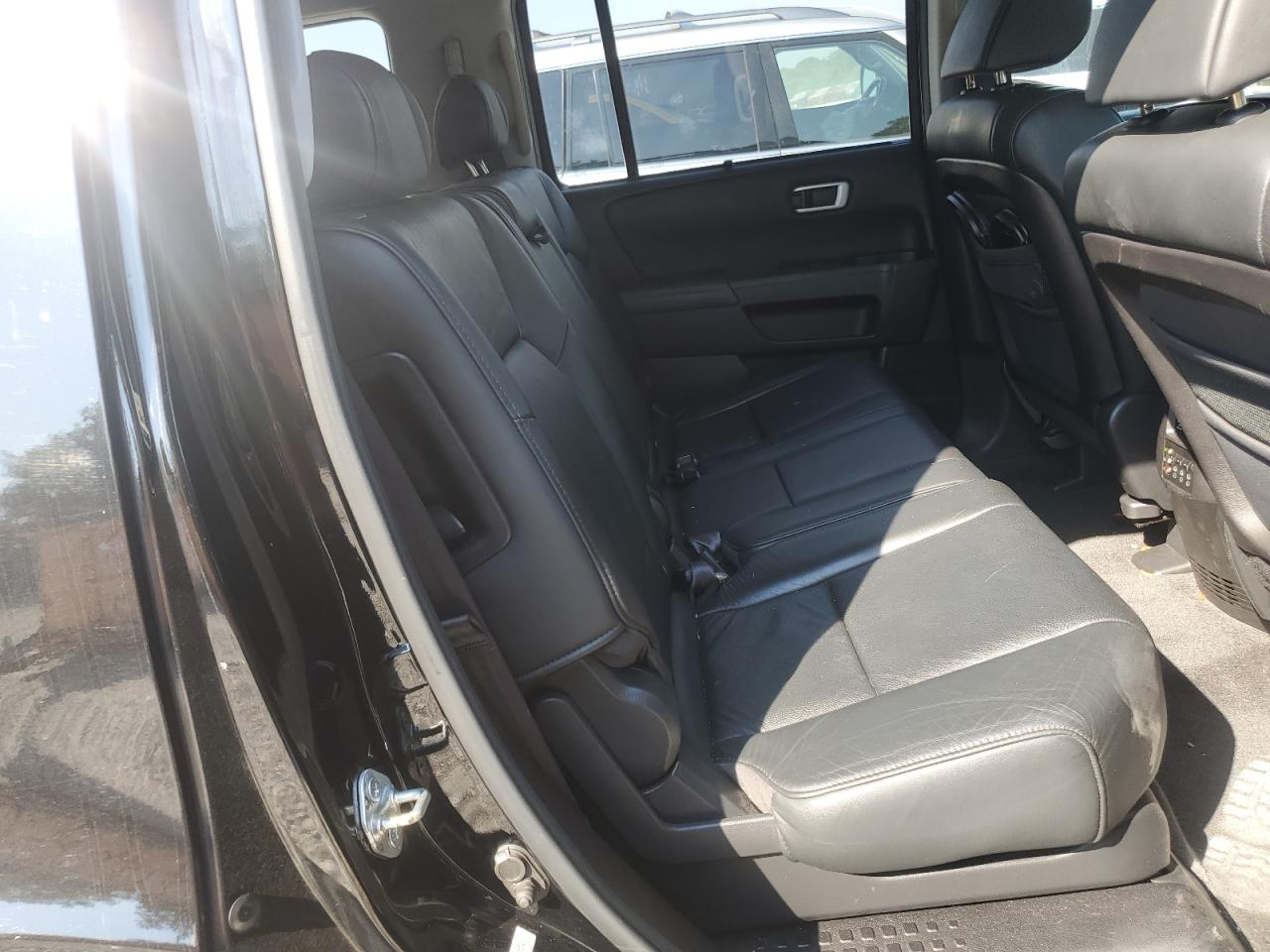 2010 Honda Pilot Touring VIN: 5FNYF4H91AB030543 Lot: 58913674