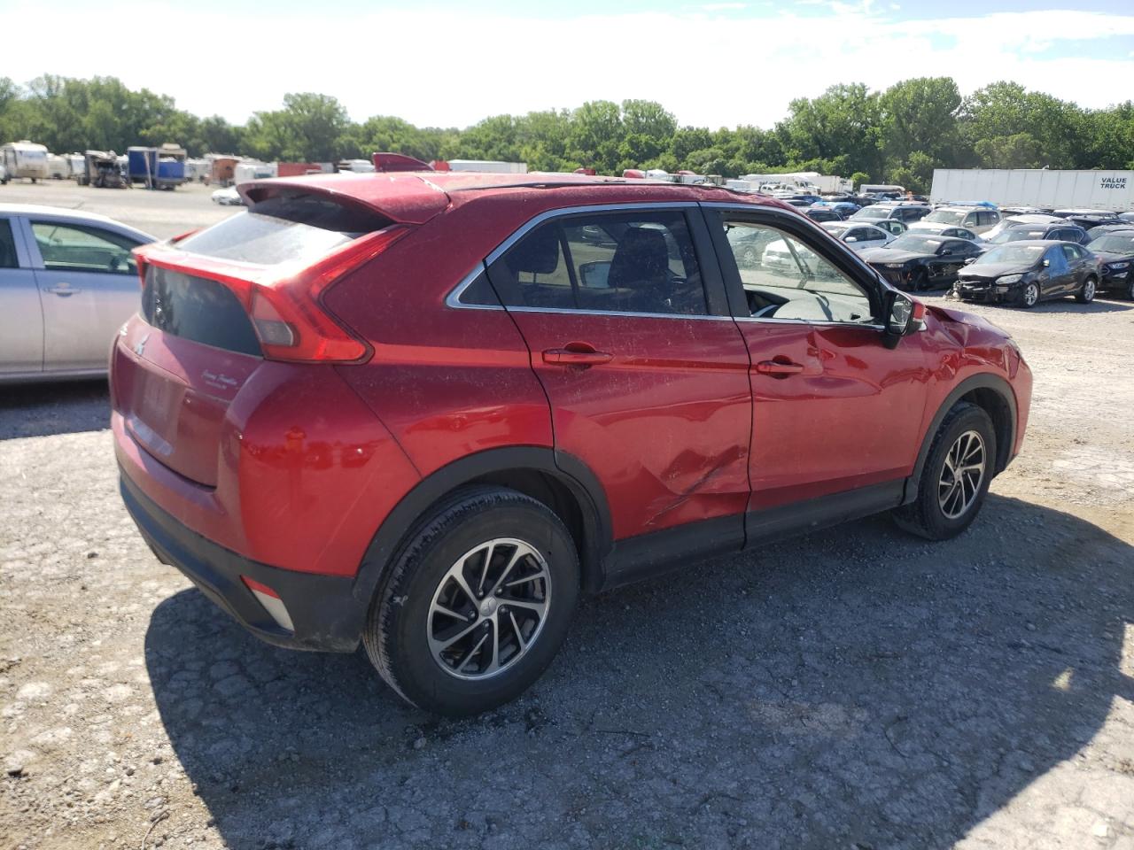 2020 Mitsubishi Eclipse - Image 3