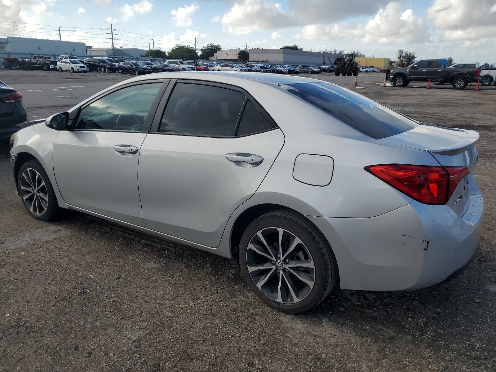 2019 Toyota Corolla L vin: 5YFBURHE2KP873873