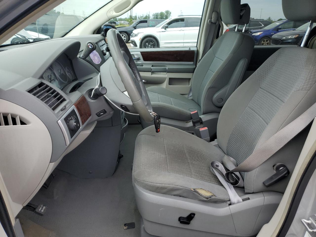 2010 Chrysler Town & Country Touring VIN: 2A4RR5D13AR343769 Lot: 61098744