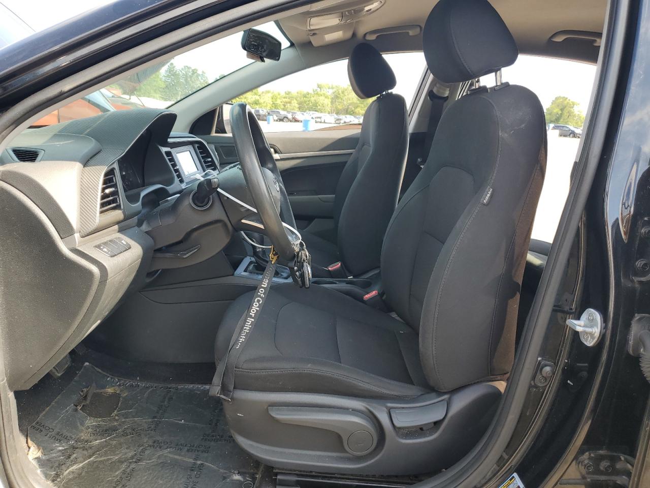 2019 Hyundai Elantra Se VIN: 5NPD74LF5KH467084 Lot: 60858194