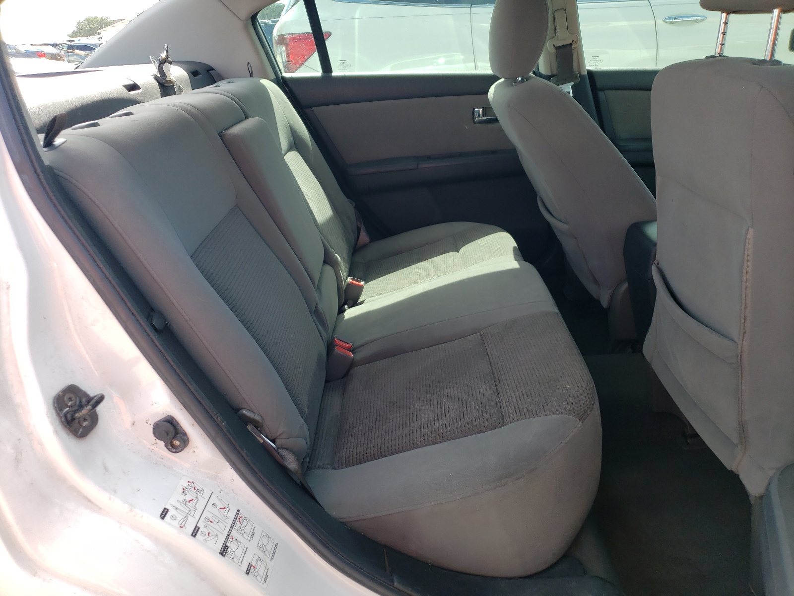 3N1AB6AP7AL729004 2010 Nissan Sentra 2.0