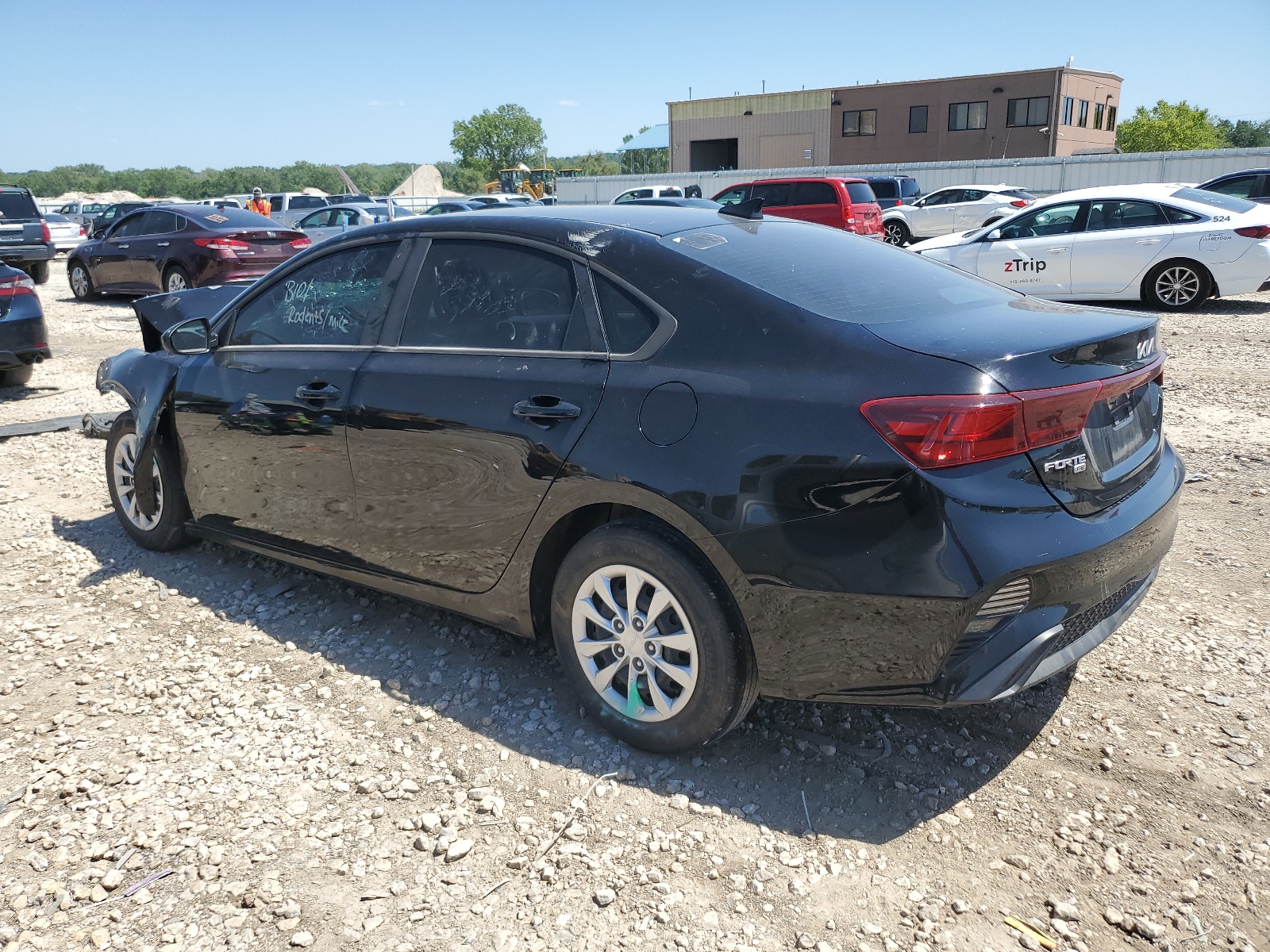 2022 Kia Forte Fe vin: 3KPF24AD0NE476096