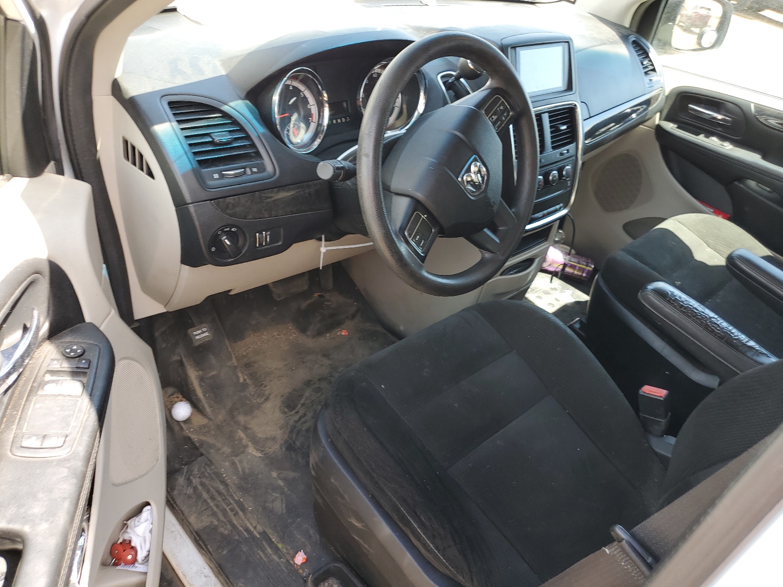 2C4JRGAG5FR681494 2015 Ram Tradesman