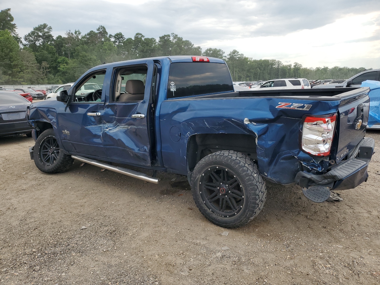 2017 Chevrolet Silverado K1500 Lt vin: 3GCUKREC1HG237154