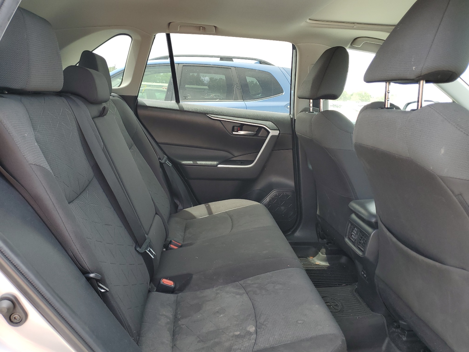 2T3W1RFV7NC175414 2022 Toyota Rav4 Xle