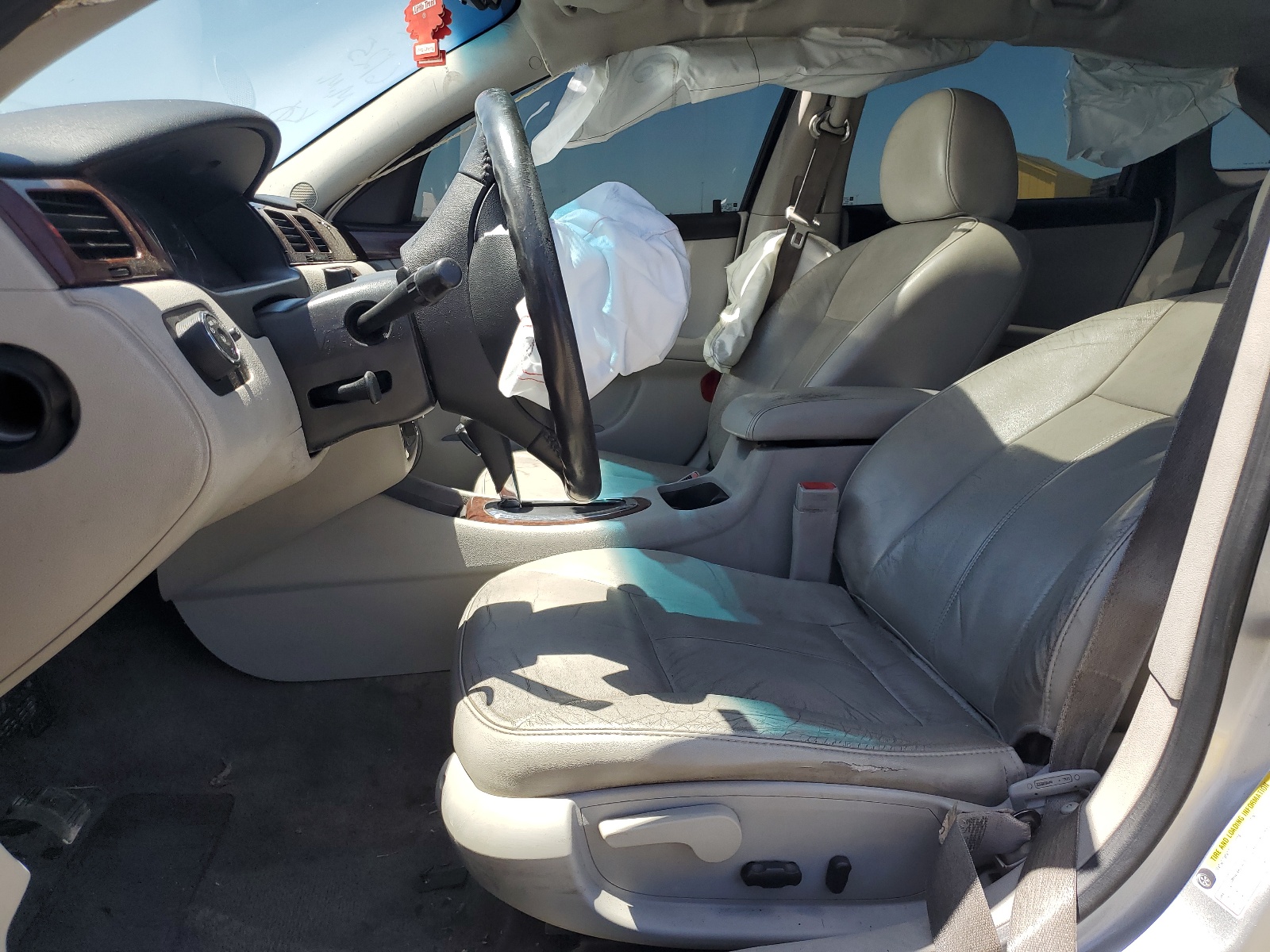 2G1WC5EM3A1244993 2010 Chevrolet Impala Ltz