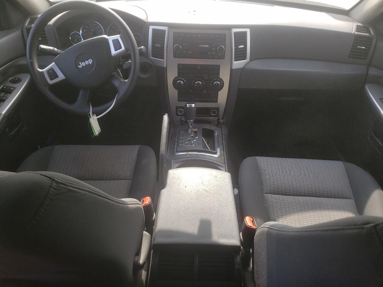 2008 Jeep Grand Cherokee Laredo VIN: 1J8GR48K58C136757 Lot: 58914634