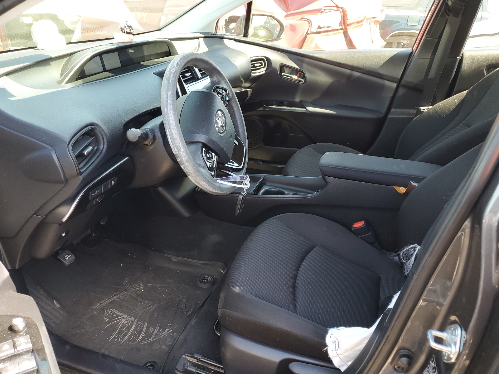 JTDKARFUXL3104499 2020 Toyota Prius L