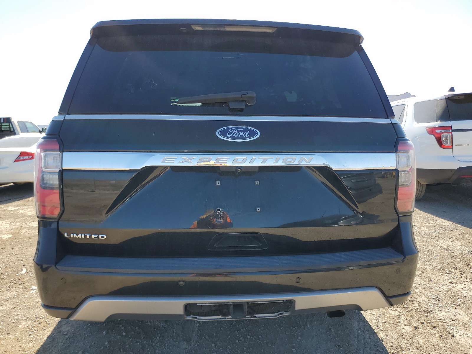 1FMJU2AT1JEA19041 2018 Ford Expedition Limited