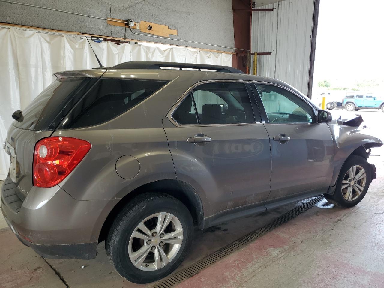 2011 Chevrolet Equinox - Image 3