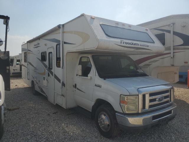 2009 Ford Econoline E450 Super Duty Cutaway Van