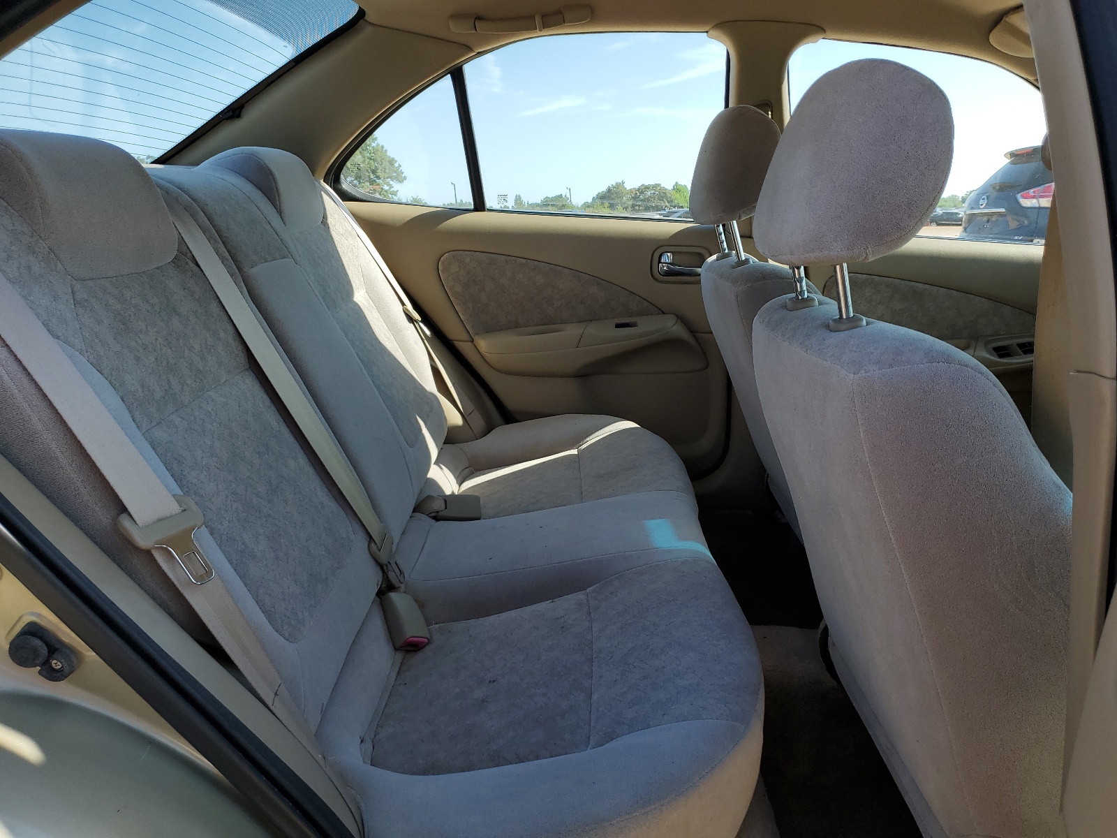 3N1CB51D21L498974 2001 Nissan Sentra Xe