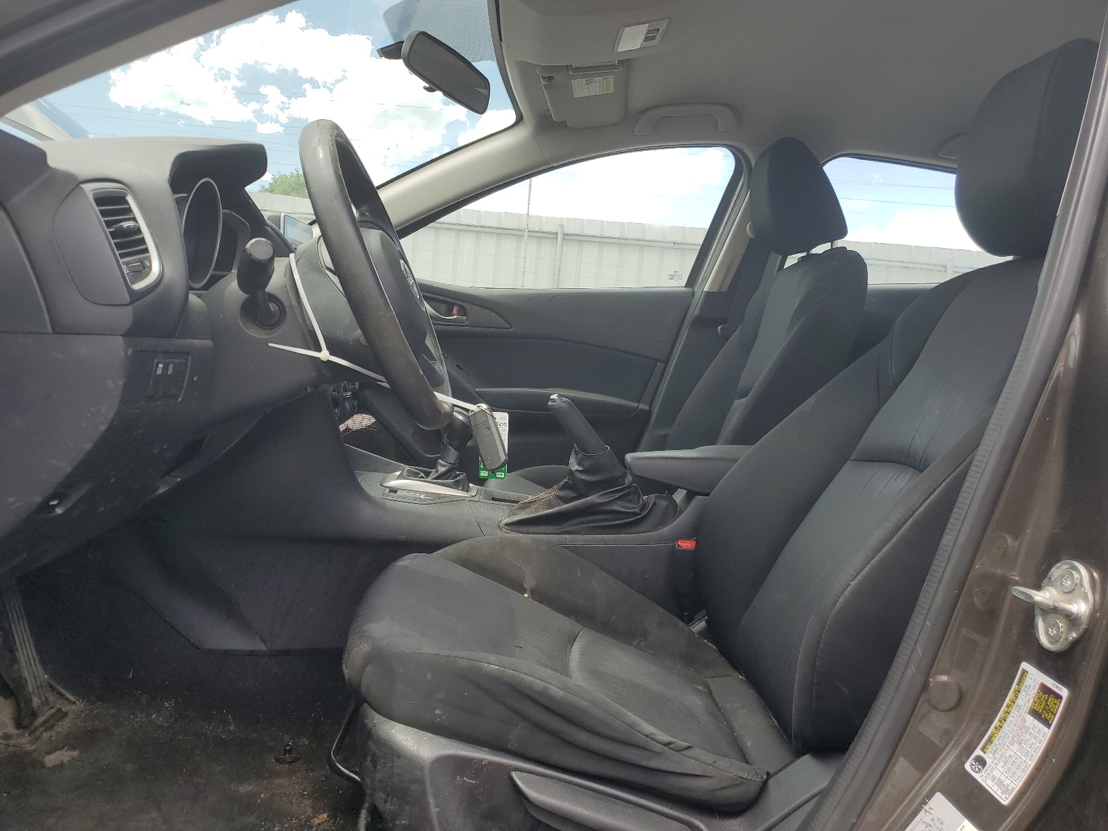 JM1BM1T73E1186629 2014 Mazda 3 Sv