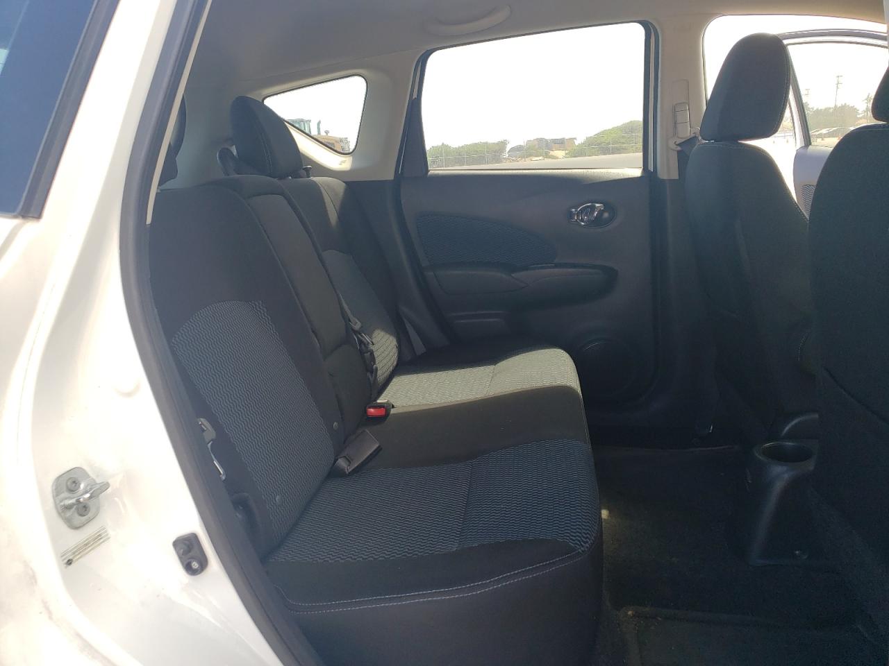 2015 Nissan Versa Note S VIN: 3N1CE2CP6FL385629 Lot: 58500264