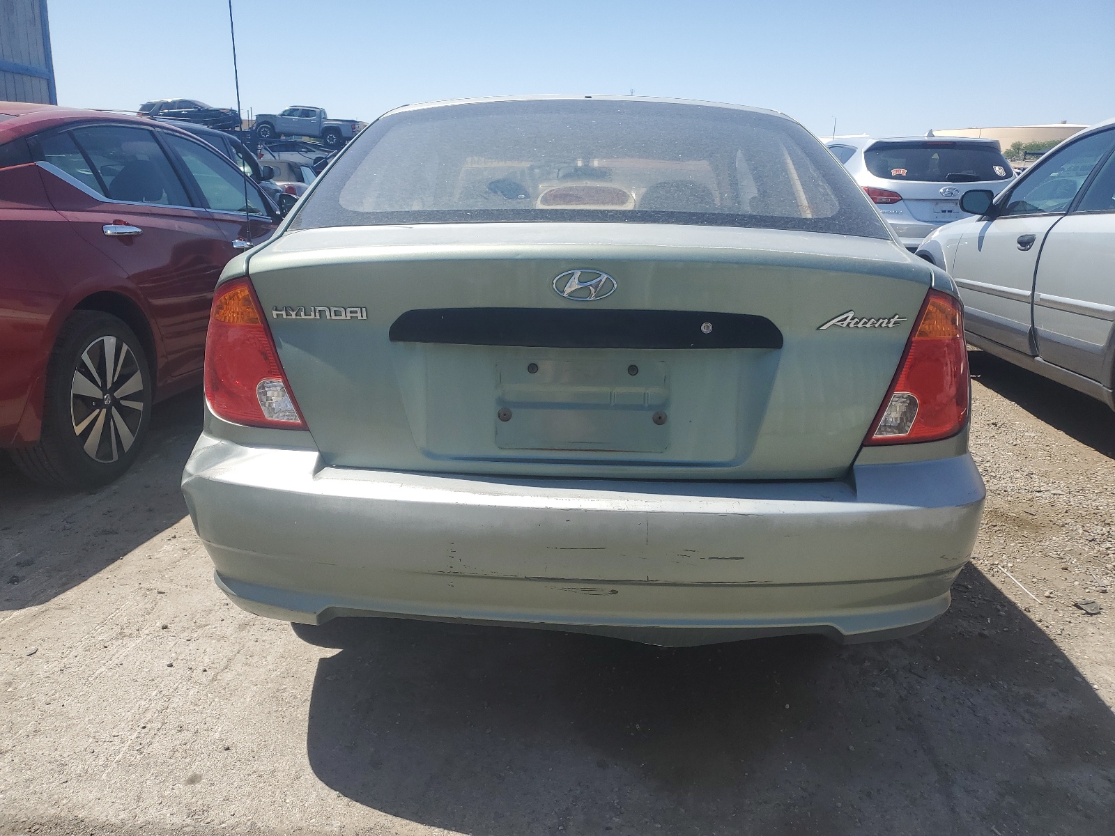 KMHCF35C74U318143 2004 Hyundai Accent L