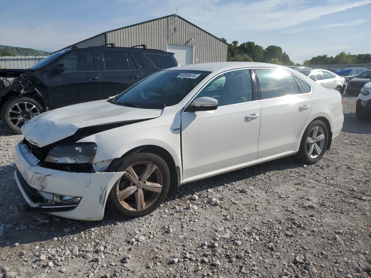 1VWAT7A37FC115793 2015 VOLKSWAGEN PASSAT - Image 1