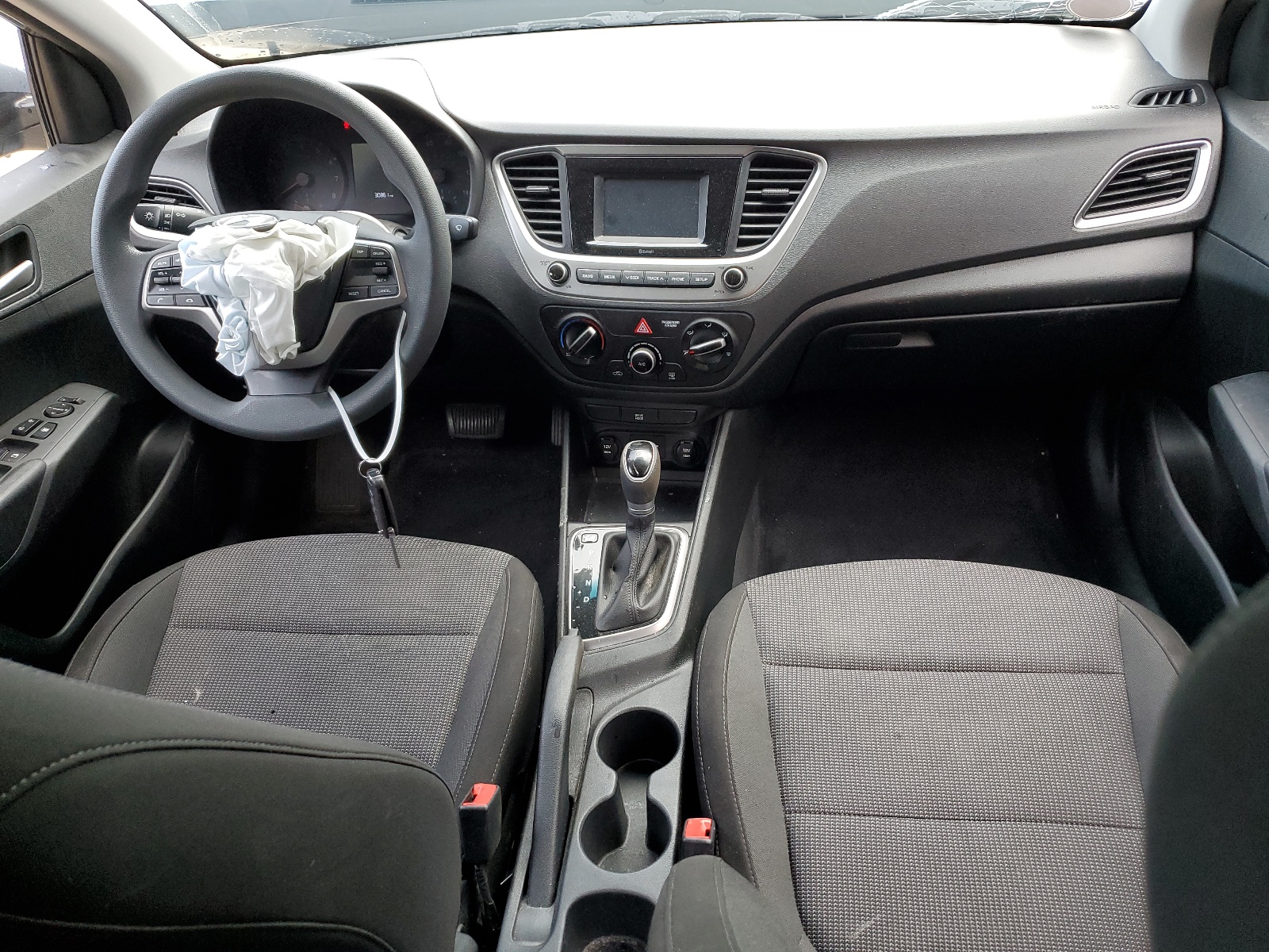 2018 Hyundai Accent Se vin: 3KPC24A35JE018252