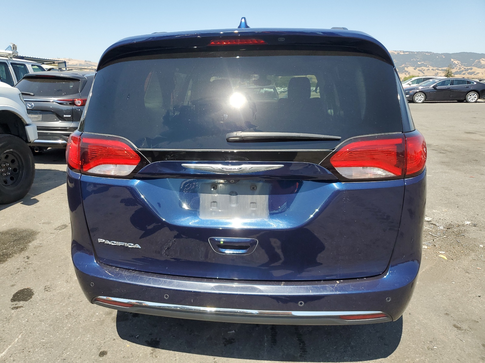 2C4RC1BG9HR598346 2017 Chrysler Pacifica Touring L