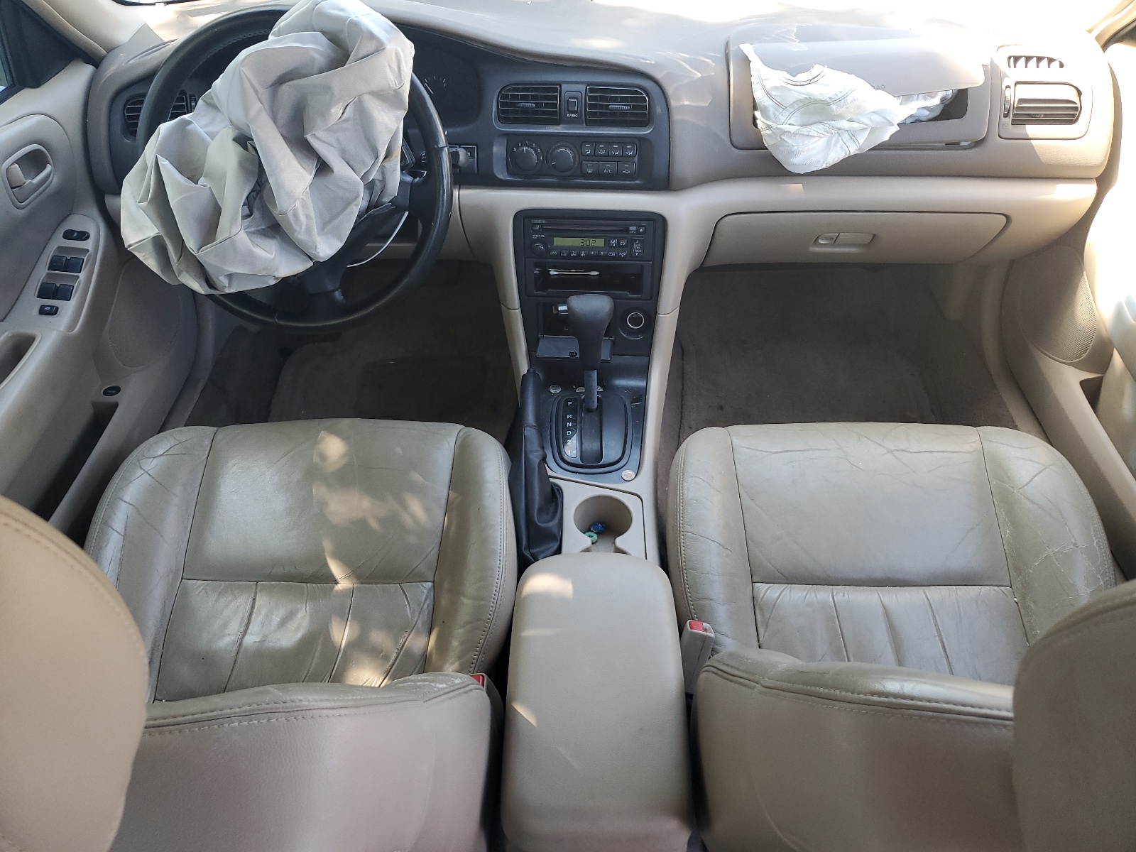 1YVGF22CXW5769305 1998 Mazda 626 Dx