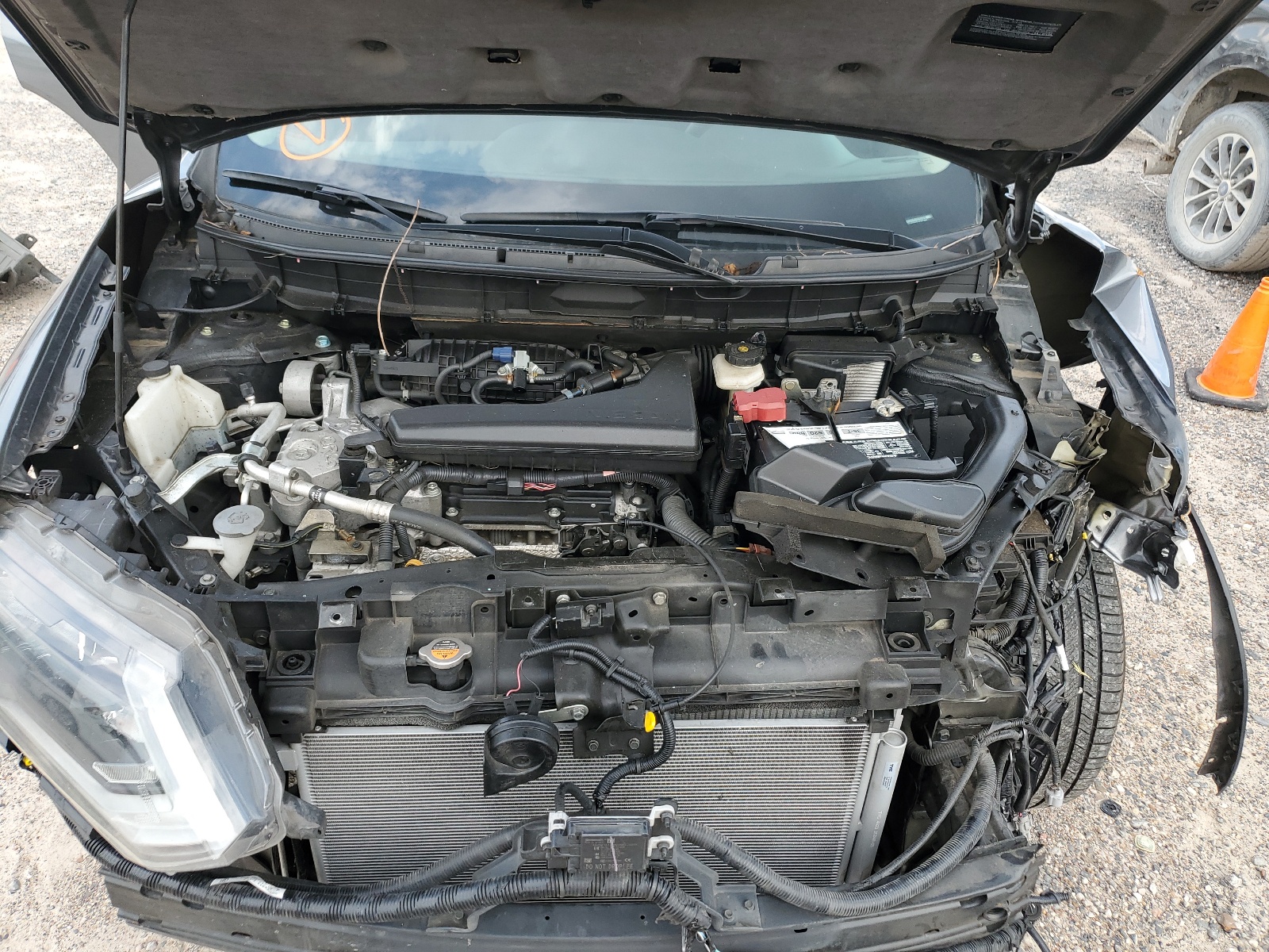 5N1AT2MT4JC767454 2018 Nissan Rogue S