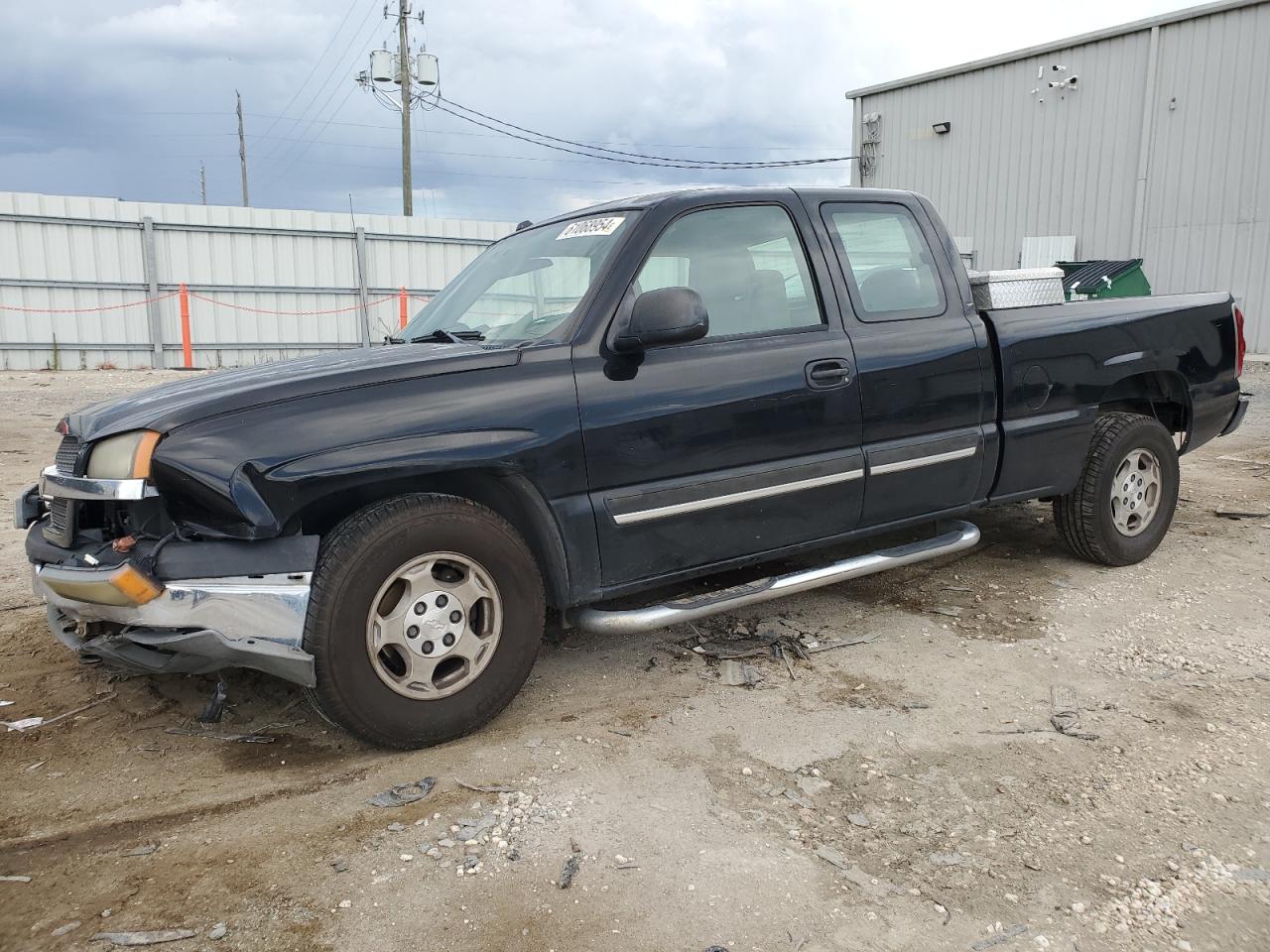 2004 Chevrolet Silverado C1500 VIN: 2GCEC19T941367425 Lot: 61068954