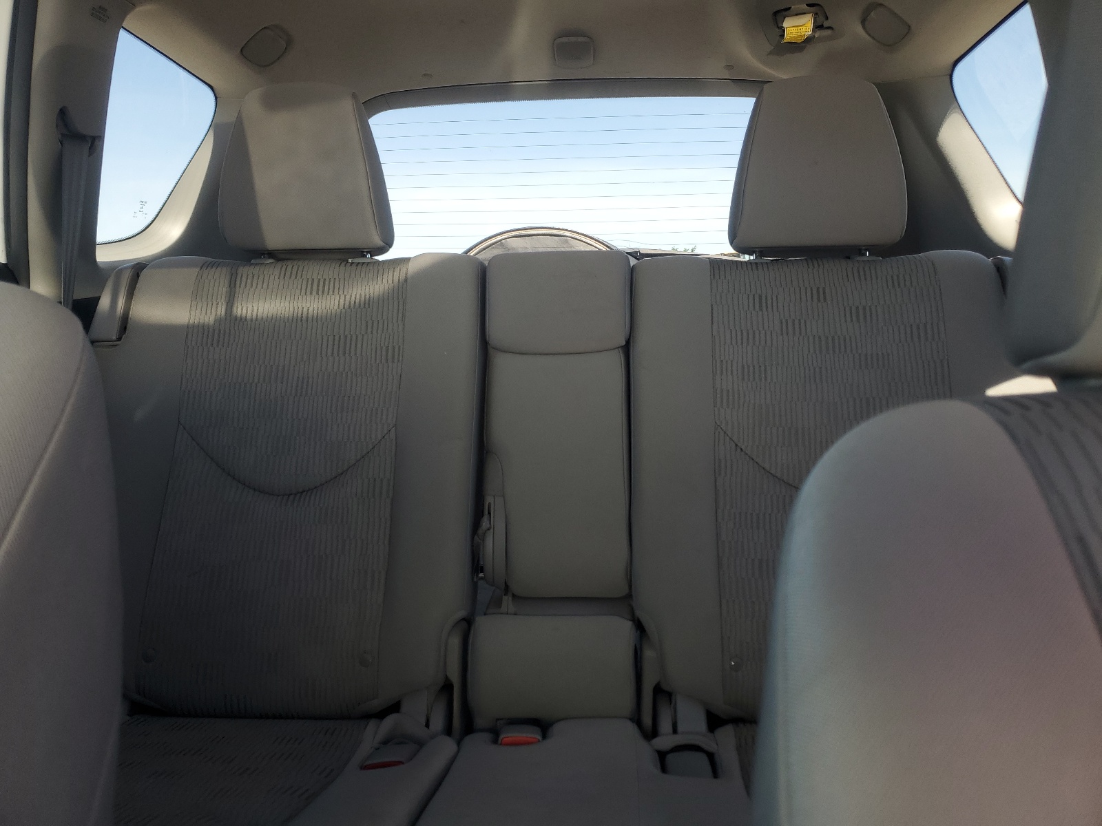 2T3ZF4DV5BW087928 2011 Toyota Rav4