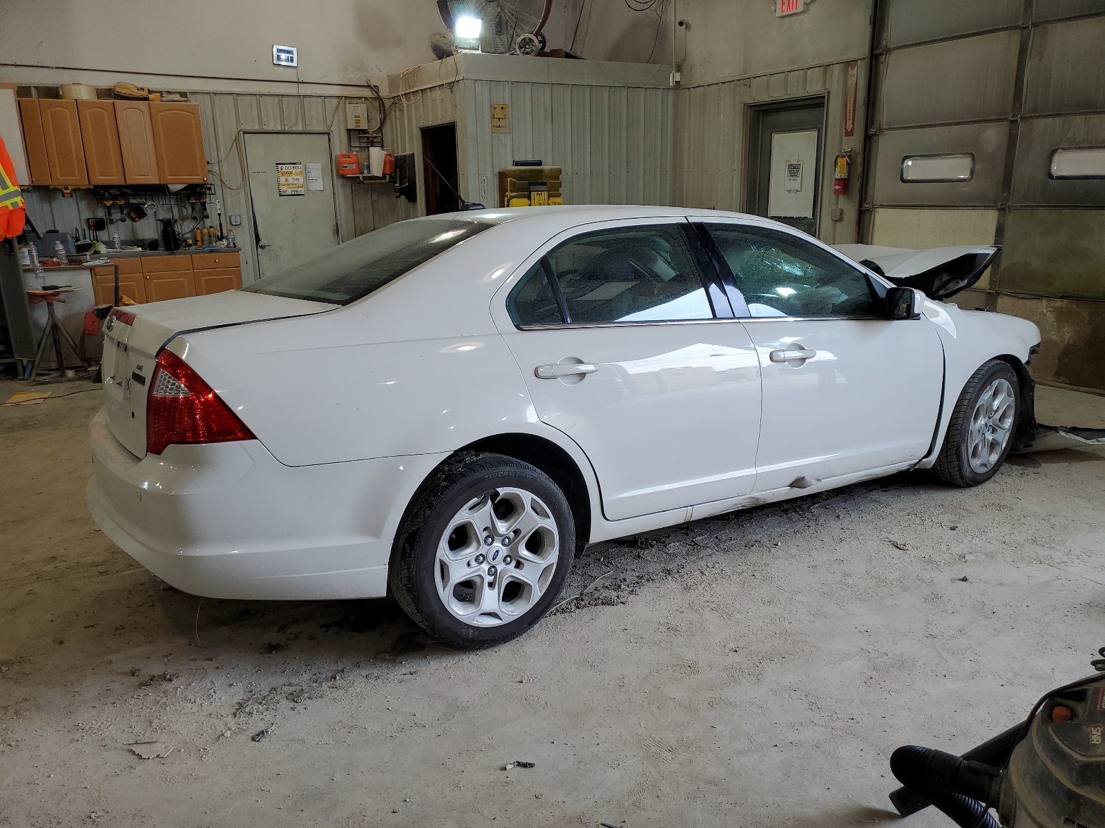 3FAHP0HA7AR366900 2010 Ford Fusion Se