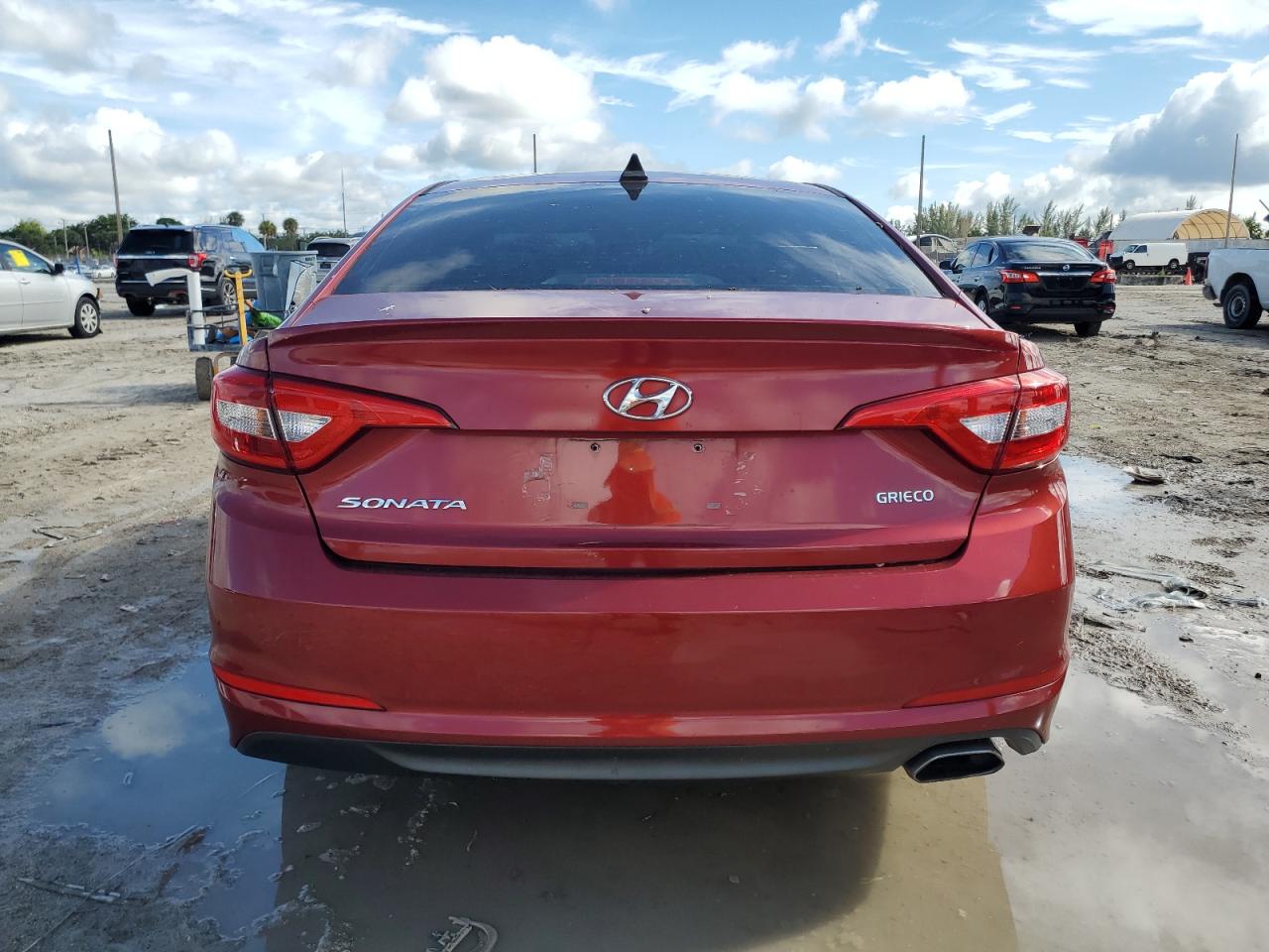 5NPE24AF4FH152076 2015 Hyundai Sonata Se