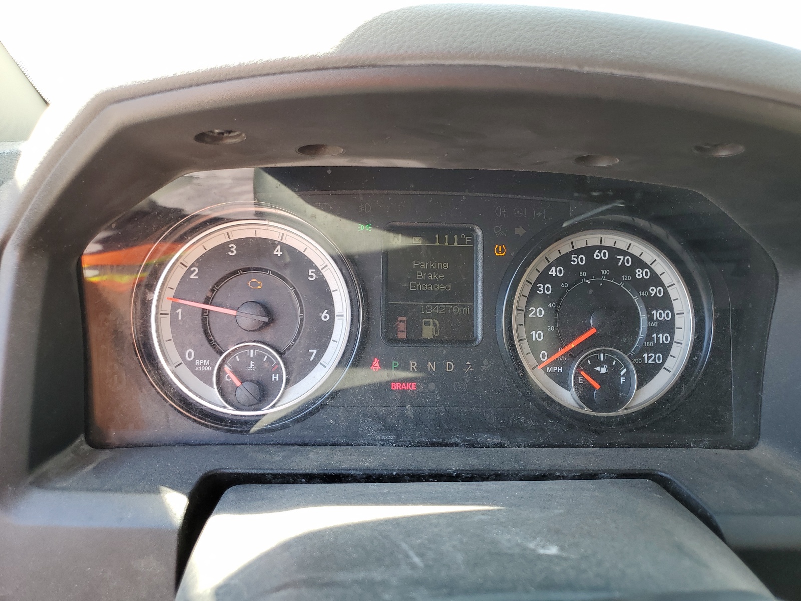 1C6RR7KT3JS300576 2018 Ram 1500 St