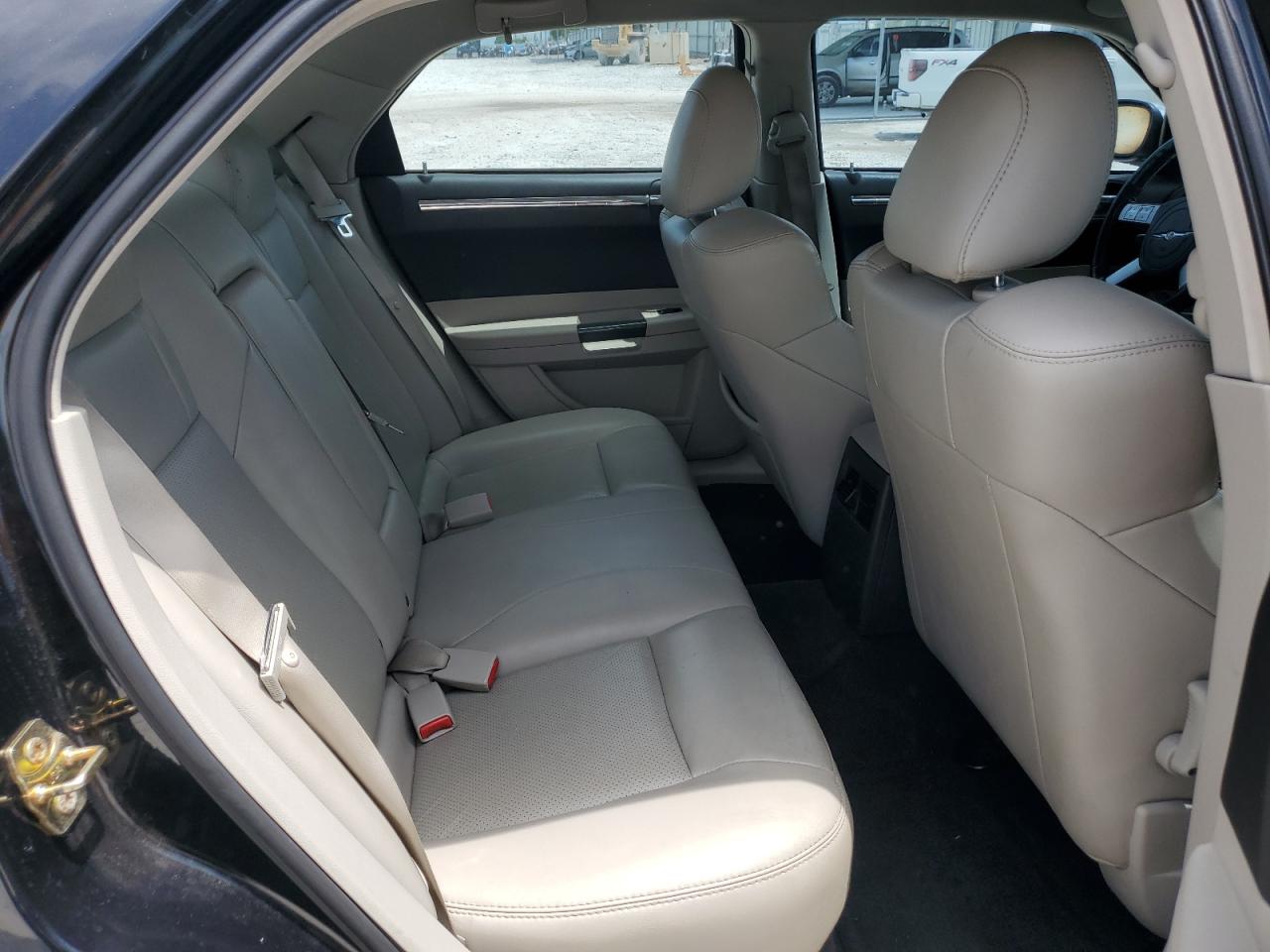 2006 Chrysler 300C VIN: 2C3KA63H46H418192 Lot: 60699234