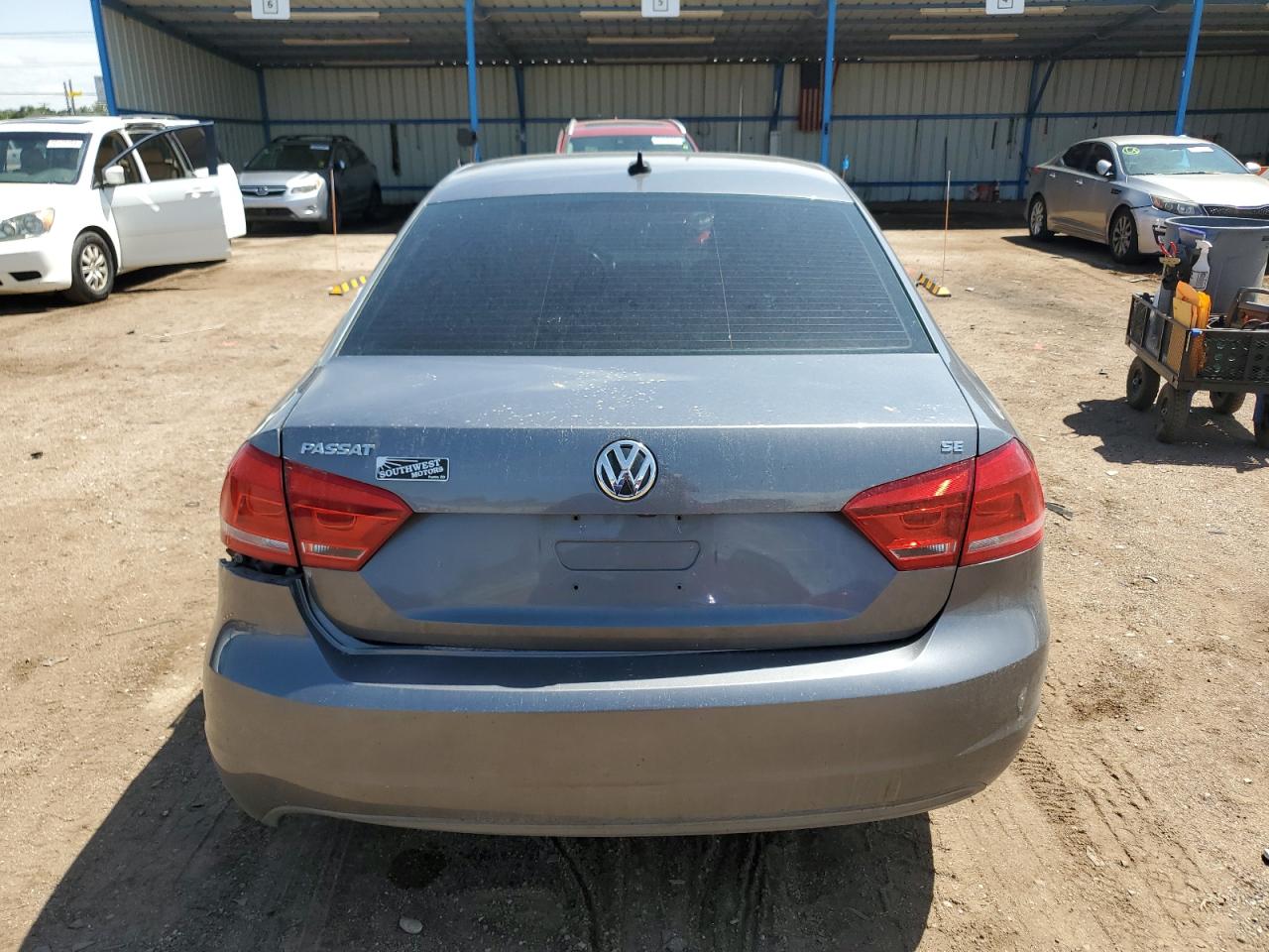 1VWBP7A30EC011668 2014 Volkswagen Passat Se