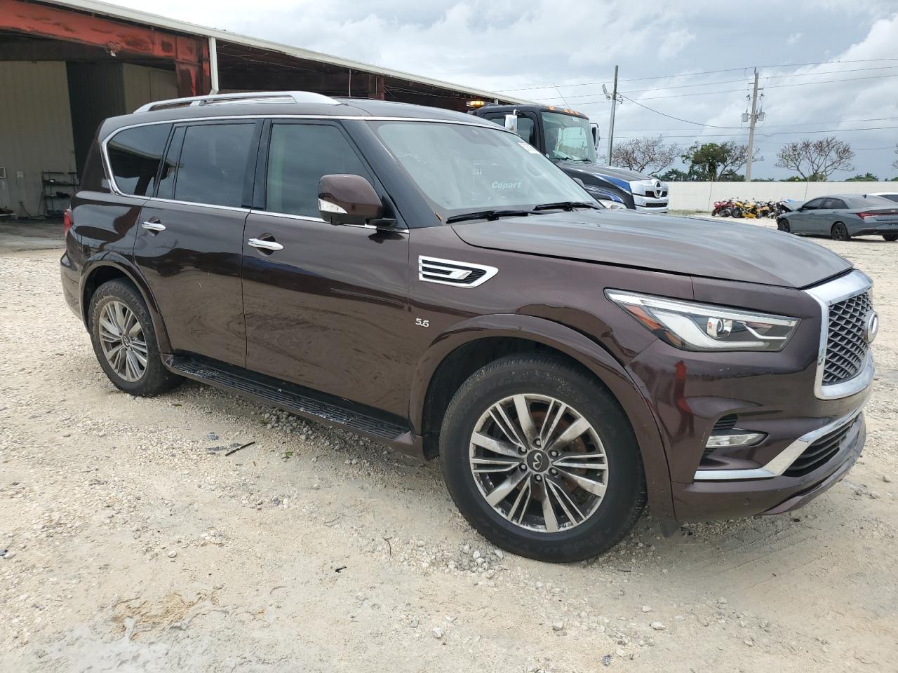 VIN JN8AZ2NFXJ9660549 2018 INFINITI QX80 no.4