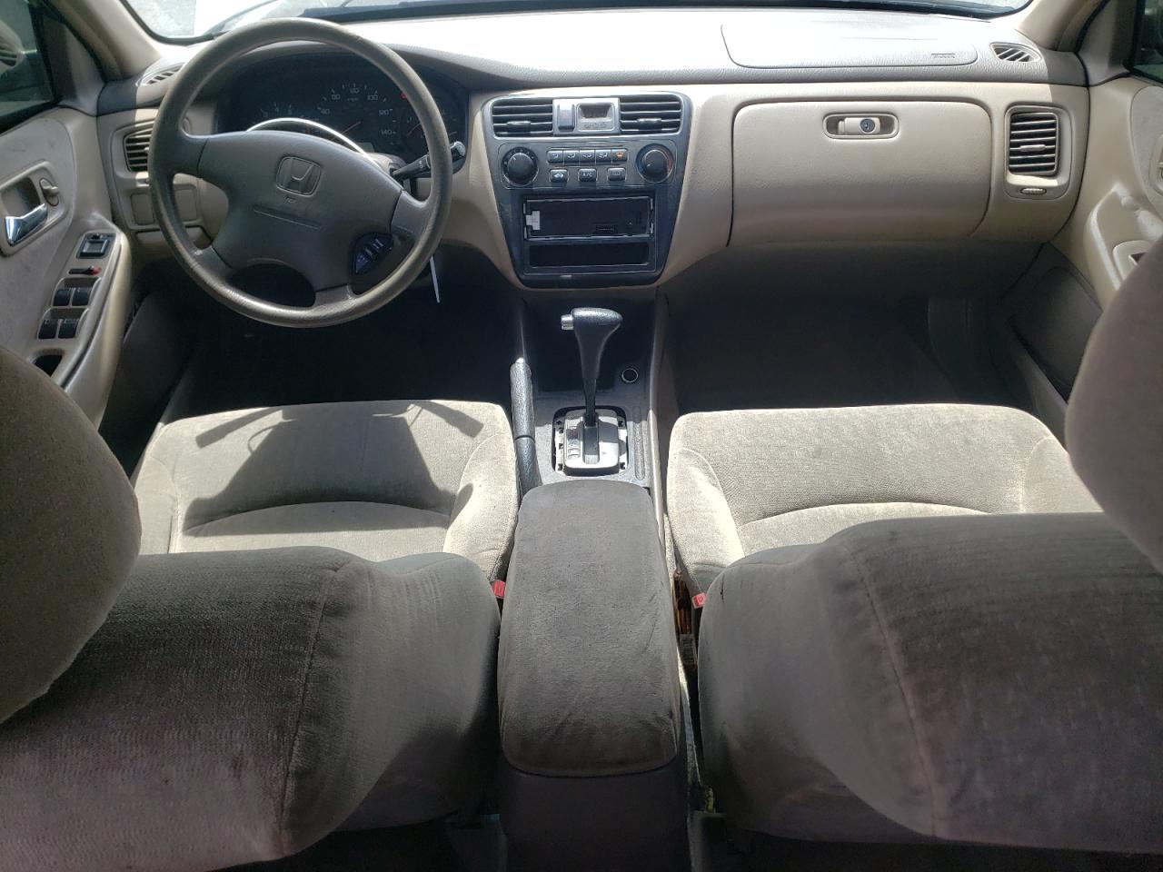 2001 Honda Accord Lx VIN: 1HGCG56411A089204 Lot: 60440614