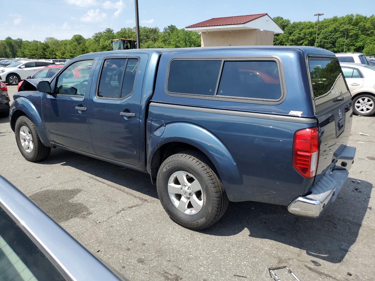 2013 Nissan Navara (Frontier) - Image 2