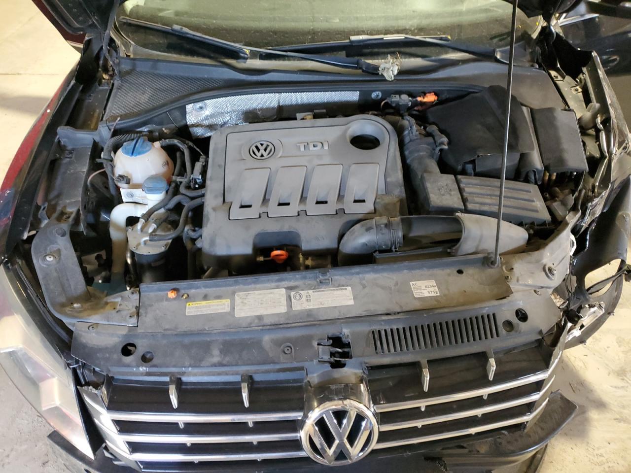 2013 Volkswagen Passat Sel VIN: 1VWCN7A31DC073833 Lot: 60895394