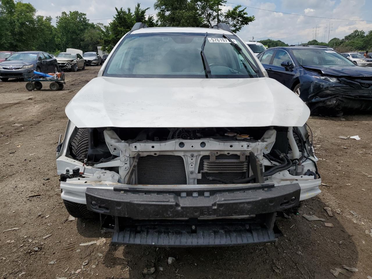 2017 Subaru Outback 3.6R Limited VIN: 4S4BSENC8H3397417 Lot: 57619714