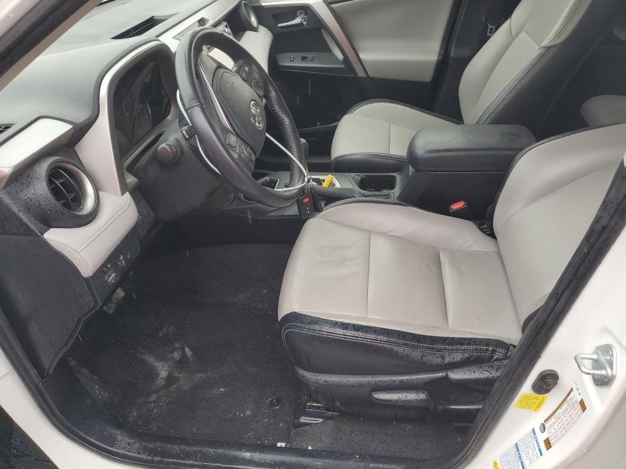 2017 Toyota Rav4 Xle VIN: JTMRFREV3HD220560 Lot: 60329744