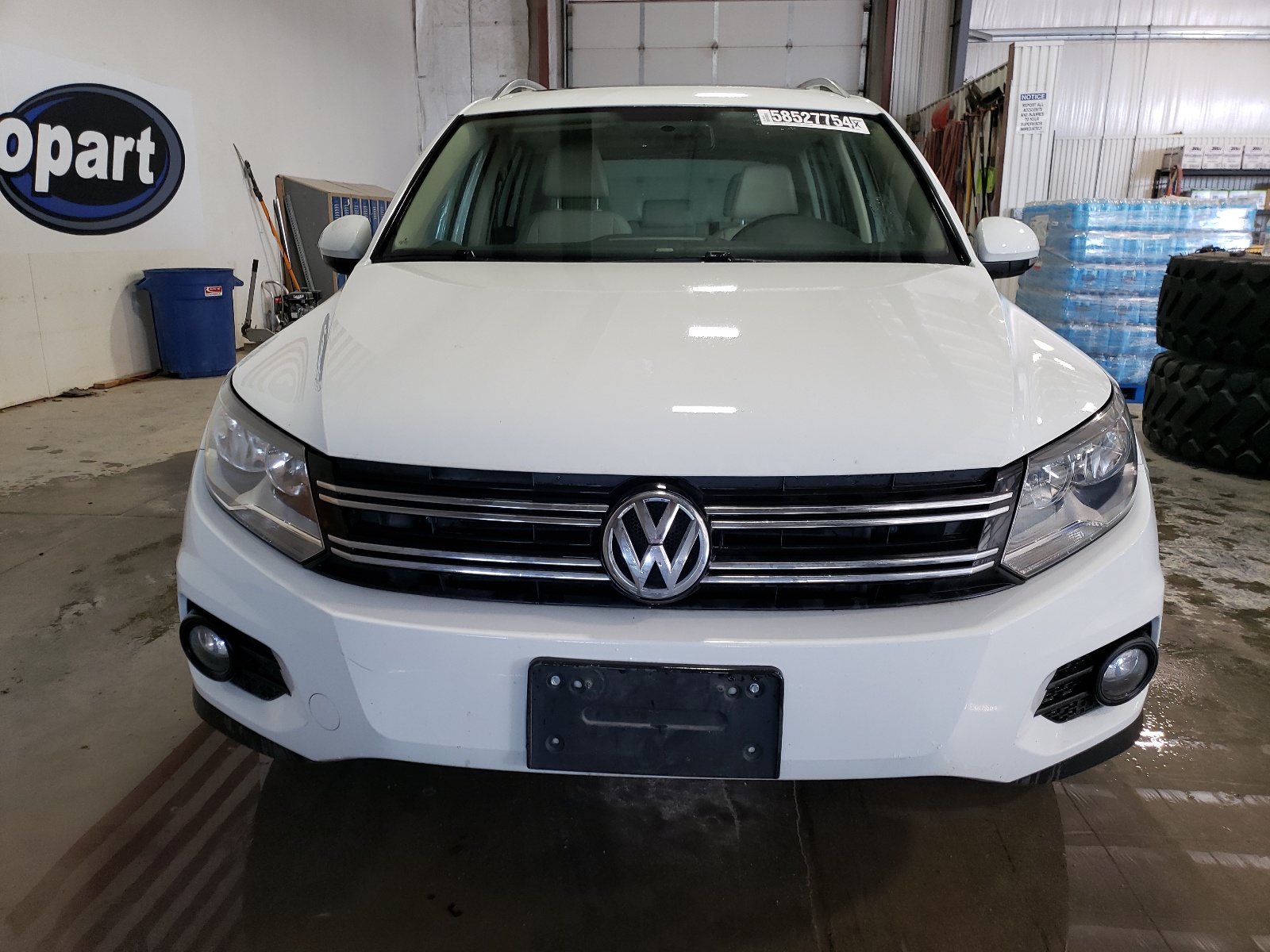 2015 Volkswagen Tiguan S vin: WVGBV7AX7FW613877