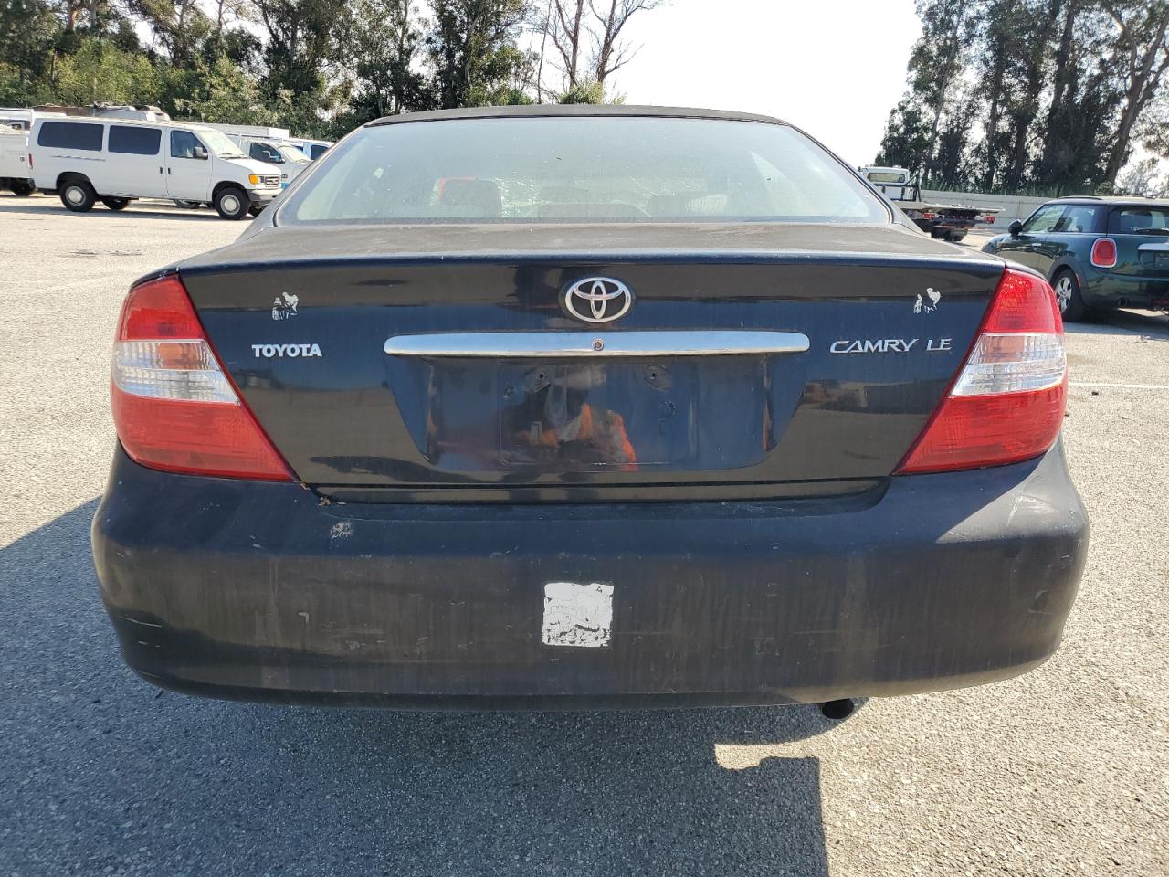 2004 Toyota Camry Le VIN: 4T1BE32K04U261729 Lot: 58717214