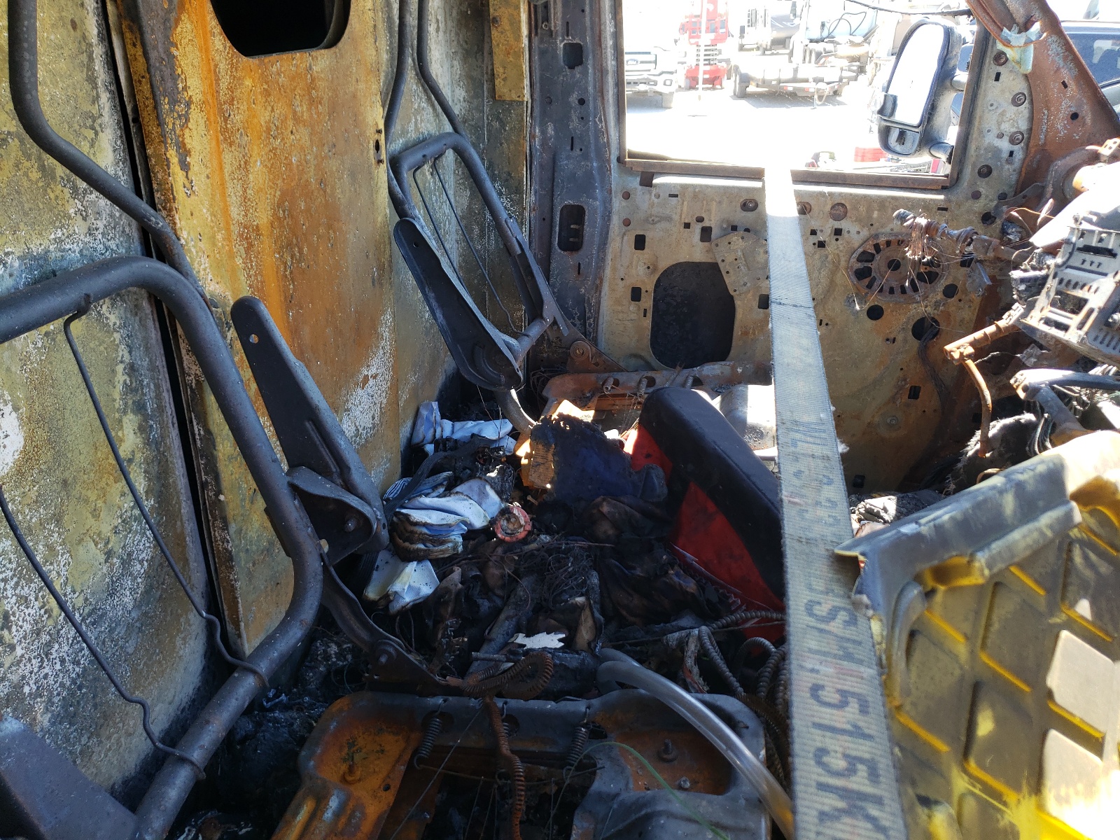 1FDWE3FL9EDA68453 2014 Ford Econoline E350 Super Duty Cutaway Van