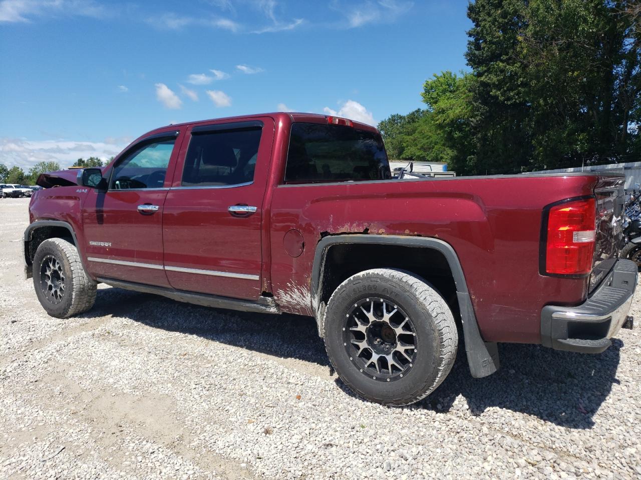 2014 GMC Sierra - Image 2