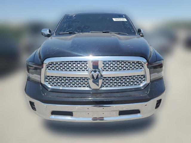 Пікапи RAM 1500 2016 Чорний