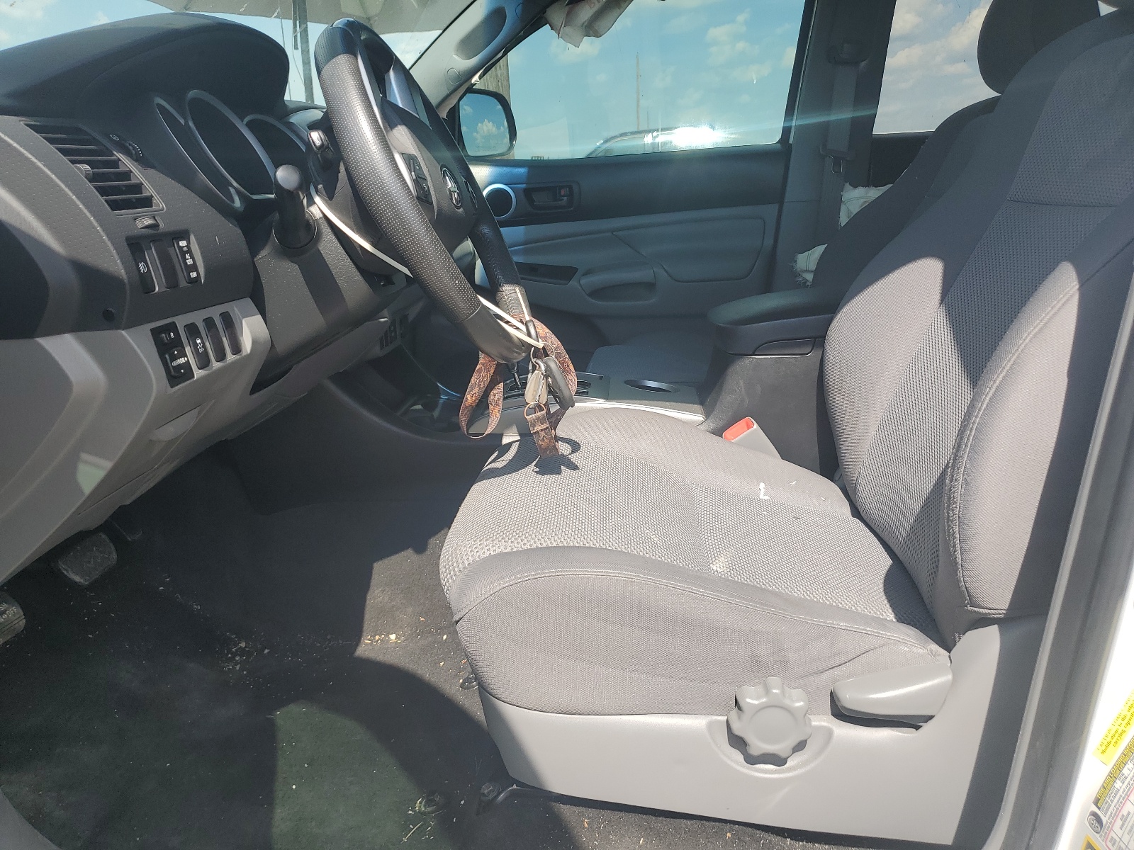 5TFJU4GN2FX074411 2015 Toyota Tacoma Double Cab Prerunner