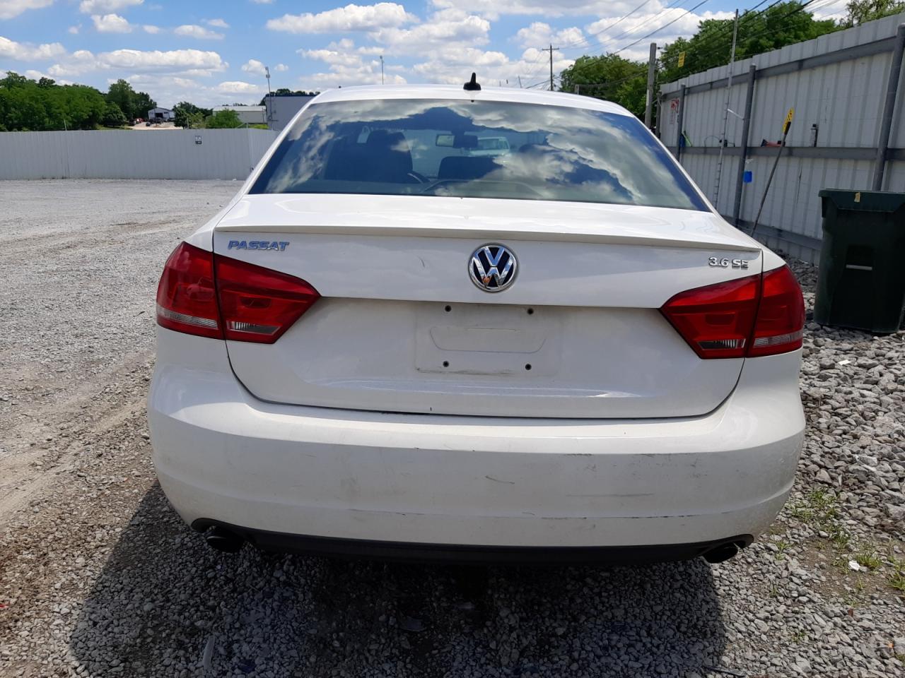 1VWBM7A32CC096180 2012 Volkswagen Passat Se