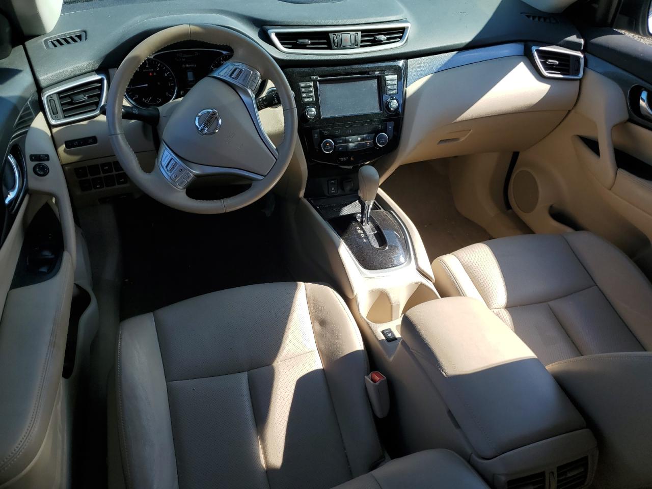 2015 Nissan Rogue - Image 8