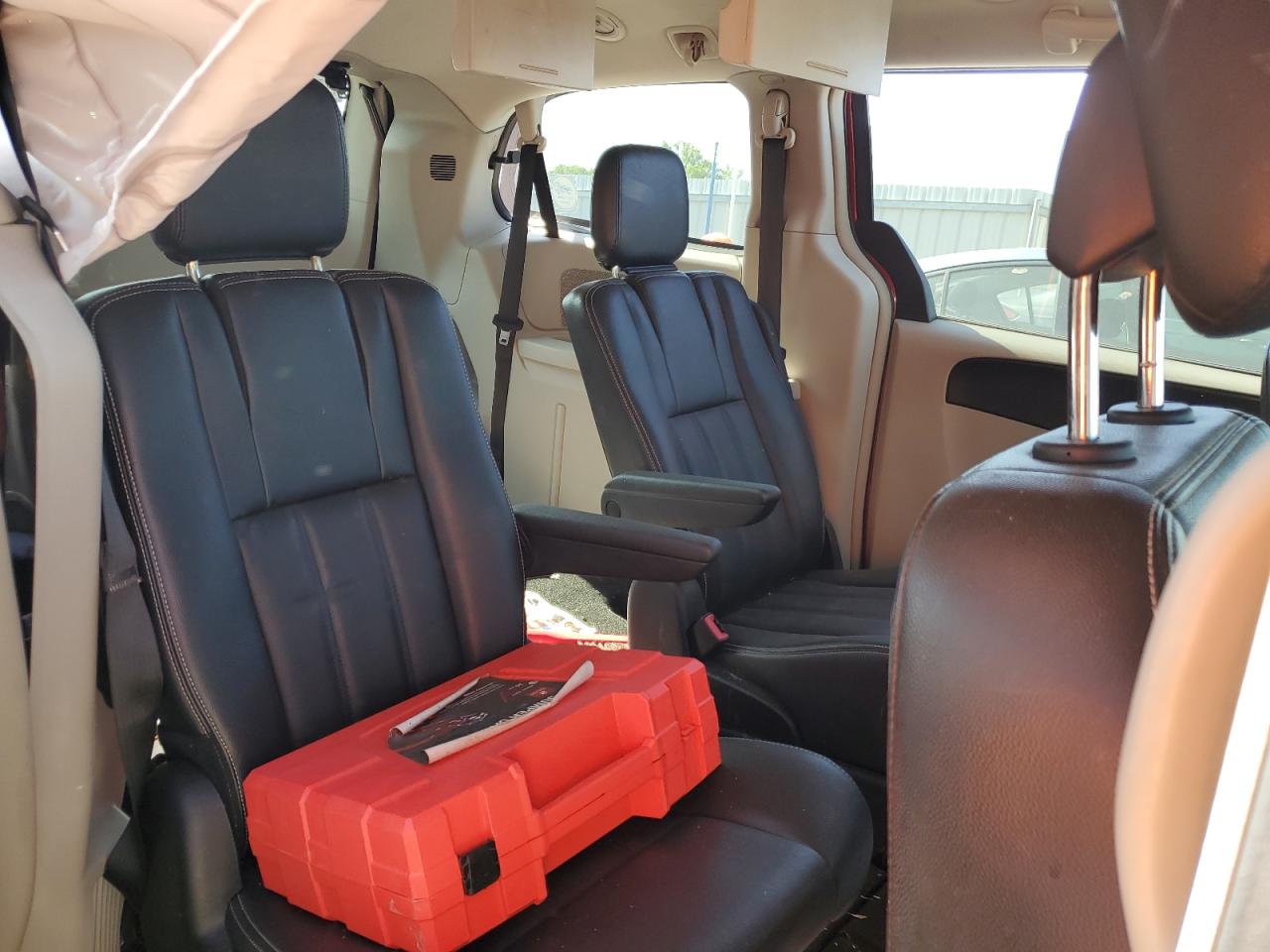 2013 Chrysler Town & Country Touring VIN: 2C4RC1BG8DR596906 Lot: 57964684