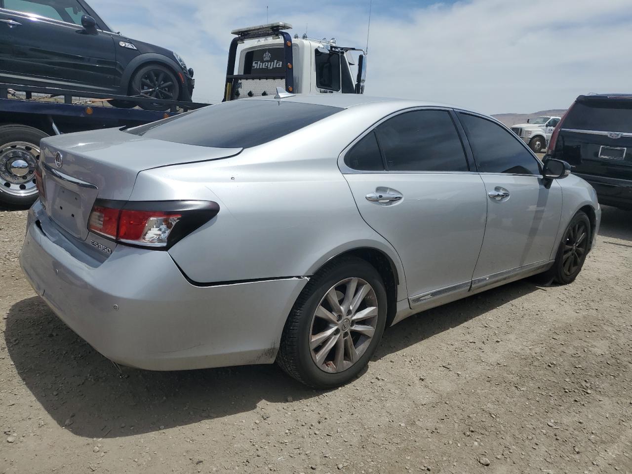 2010 Lexus ES - Image 3