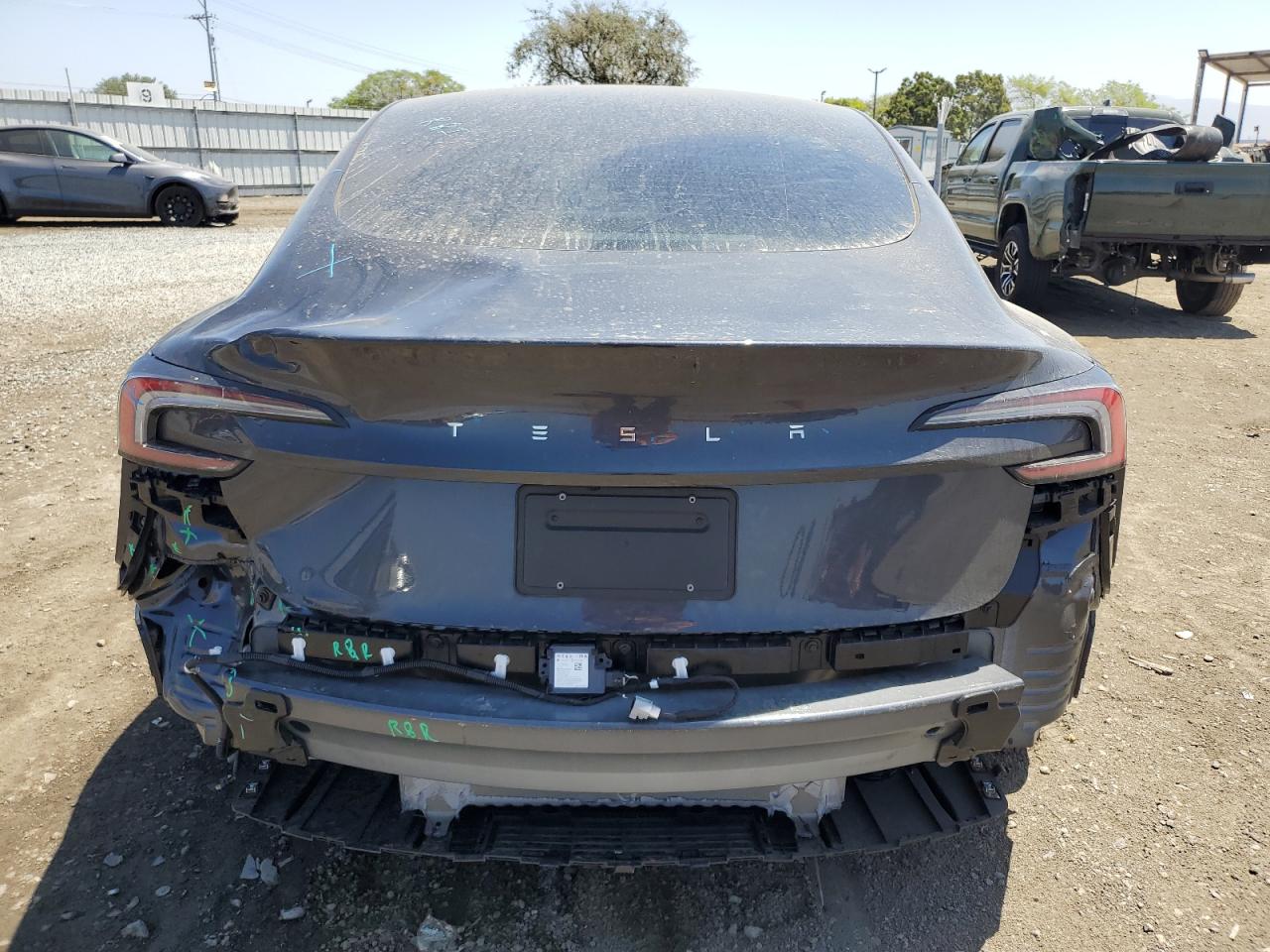 5YJ3E1EA3RF727962 2024 Tesla Model 3